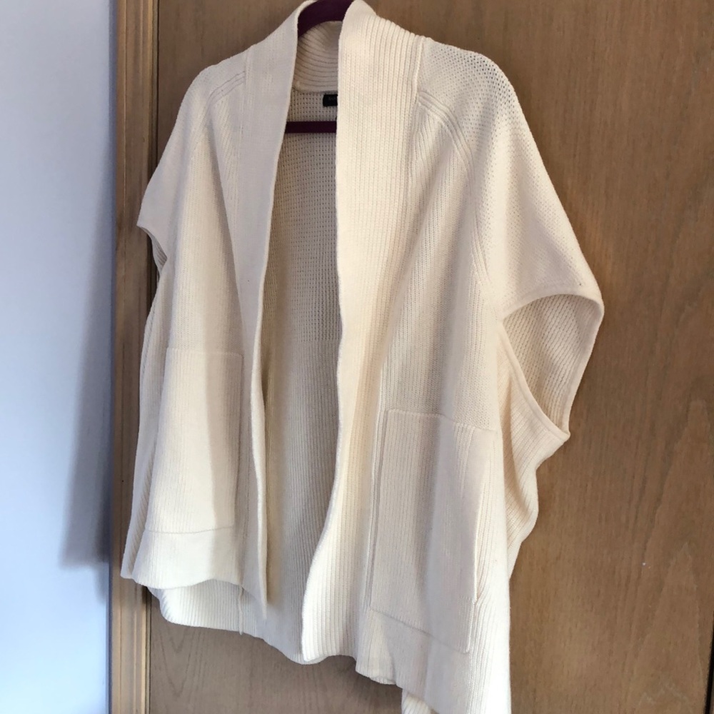 Sleeveless sweater coverup